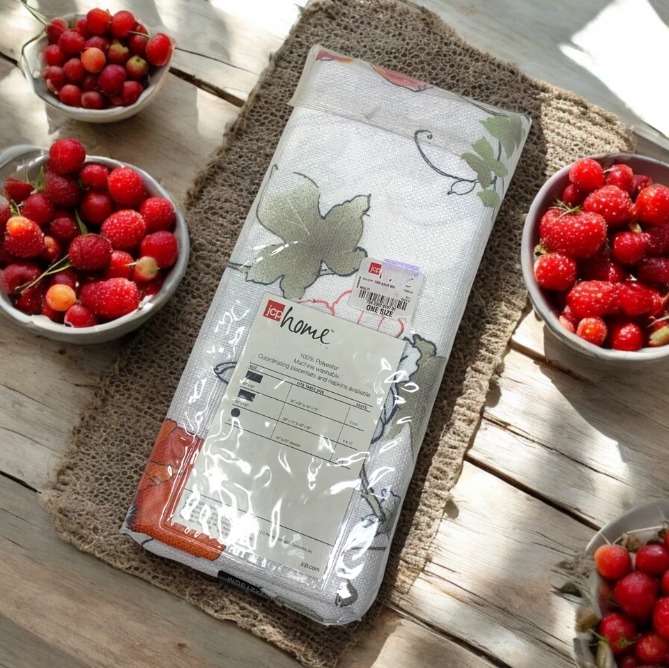 NEW JCP Home Poppy Floral Rectangular Tablecloth 60" x 84" J.C. Penney Farmhouse - Image 3 of 4