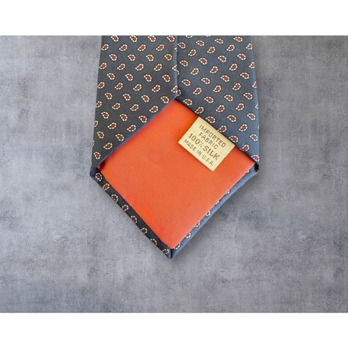Vtg Yves Saint Laurent YSL Blue Paisley 100% Silk Tie Made in USA 56 in x 3 in - Picture 5 of 7