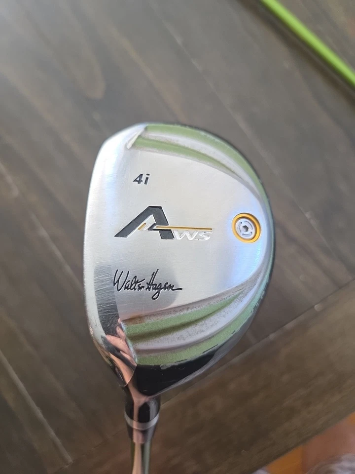 Driver Walter Hagen Aws para zurdos y 4 híbridos Foto 2 de 4