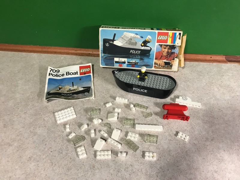1977 Original Instructions Manual 709 Police Boat & Mini Fig Vintage LEGO