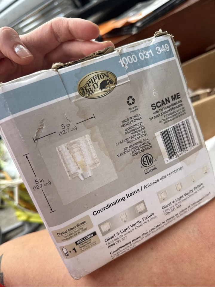 Aplique de pared con acabado cromado Hampton Bay Foto 3 de 3