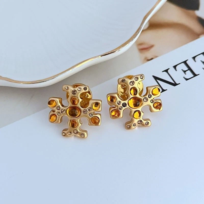 New! Tory T Logo studs Gold Earrings Yellow with Jewelry Pouch Size:1.9*1.9cm - Image 2 of 4