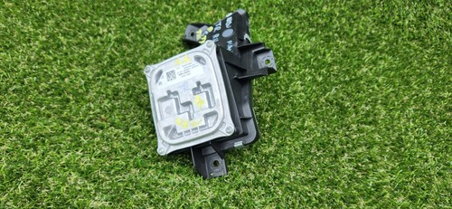 Chevrolet Camaro SS 2016 2018 luz antiniebla de funcionamiento diurno LED OEM RH nueva - Imagen 8 de 12