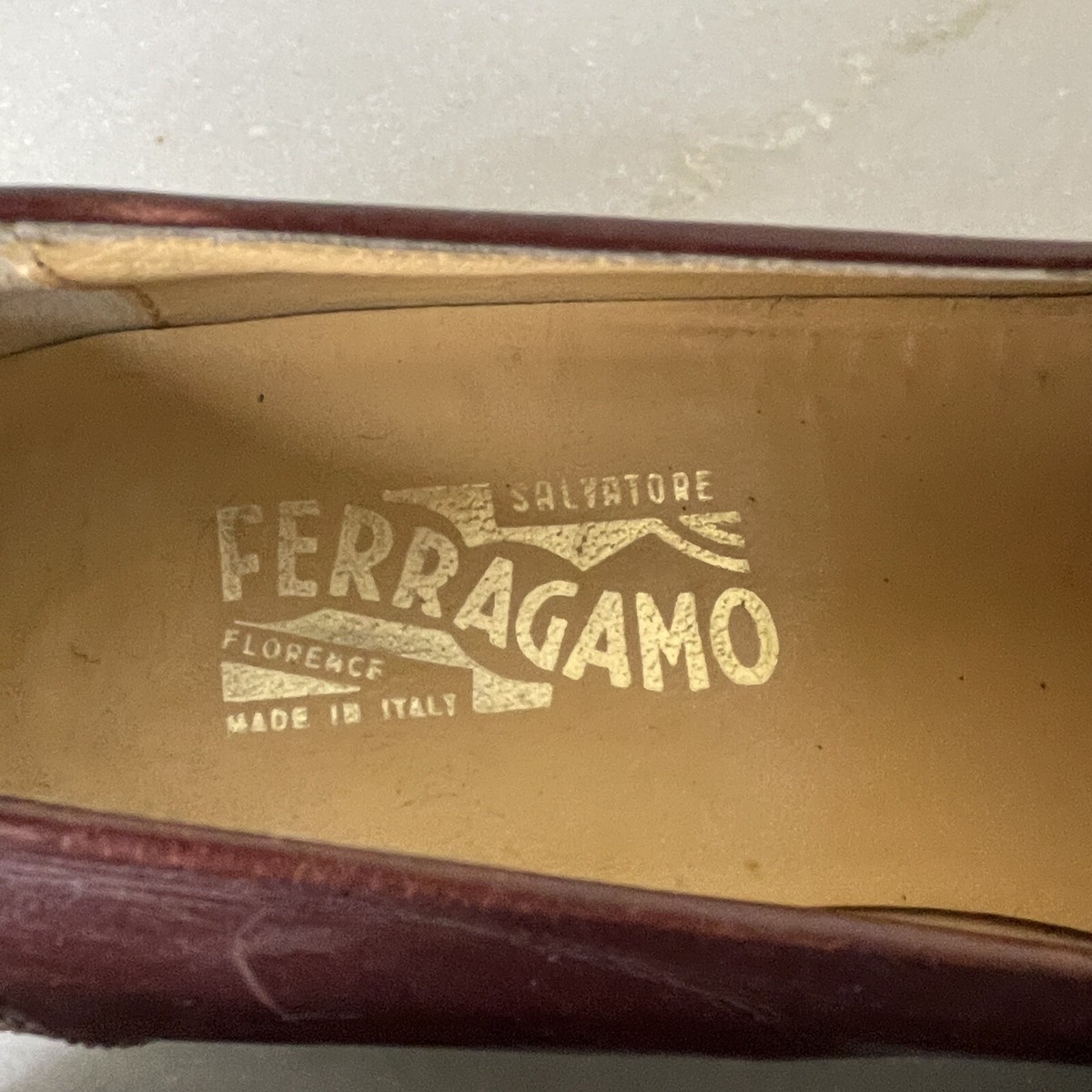 Salvatore Ferragamo Brogue Burgundy Brown Leather Tassle Loafer Shoes Men 8.5 D DSC00277.jpg?crop=center&  main image 3