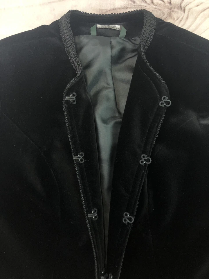 Chaqueta Blazer Corta Militar Elástica Militar Terciopelo Negro 8 De Colección Laura Ashley Para Mujer Foto 2 de 4