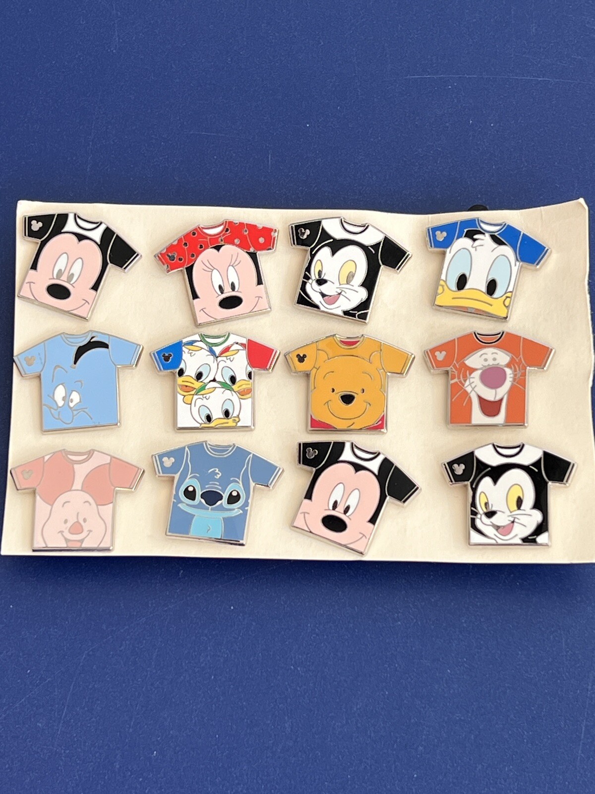 WDW Complete Set of T-Shirts  w/ 2 Color Chasers- 2011 Hidden Mickey Pins
