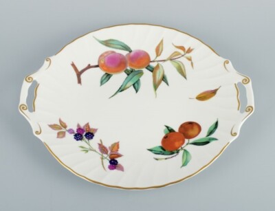 Royal Worcester Fine Porcelain, Kuchenteller mit Henkel und Motiven von Früchten