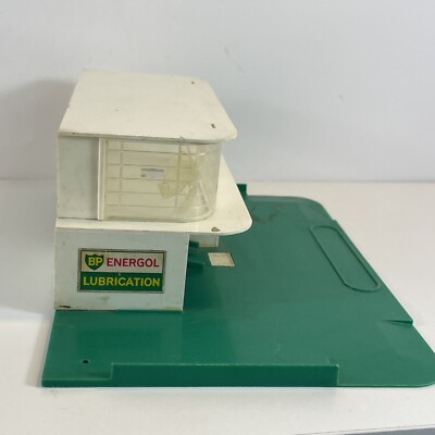 Vintage 1960's Matchbox Lesney BP Fuel Gas Service Station Parts