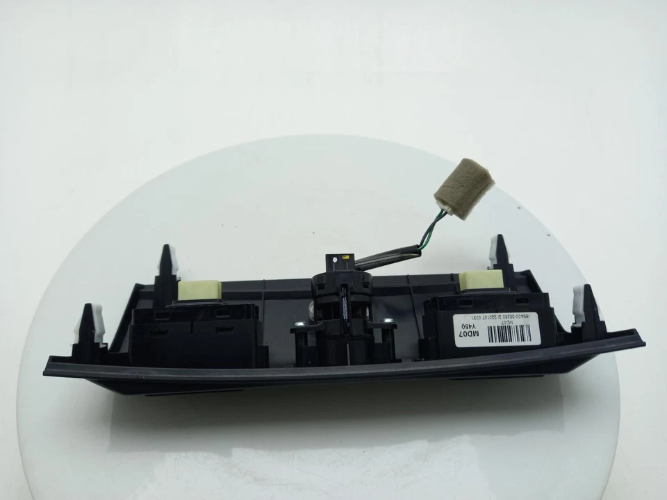 SSANGYONG REXTON Heated Cooled Seat Control Switch Button 2020-2023 8540036260 - Image 2 of 4