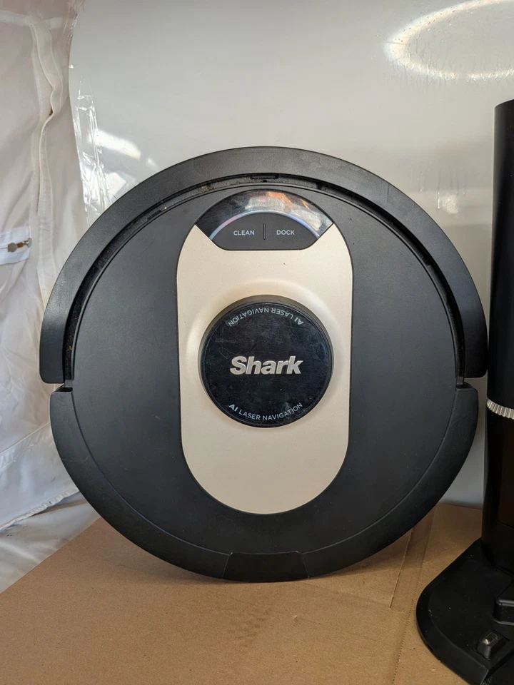 Aspiradora Shark AI Ultra Robot AV2510A0US T3 con base autovacía #SC2462 Foto 2 de 4
