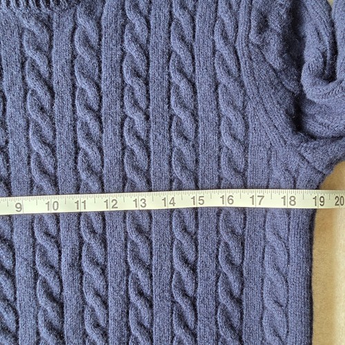 J Crew 100% Lambs Wool Sweater Sz M Navy Thick Cable Knit Crew Preppy Academia - Picture 6 of 11