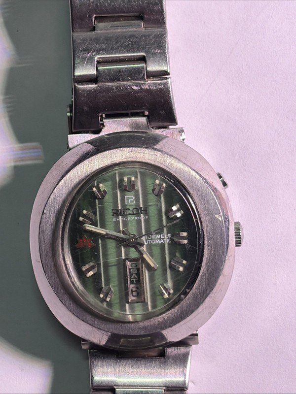 Vintage Men's Ricoh Automatic Watch 21 Jewels Day/date