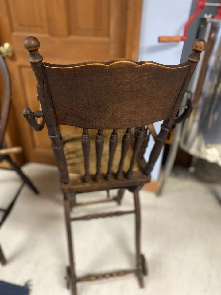 🪑 ANTIGUO COCHECITO TRONA ROBLE VICTORIANO - CONVERTIBLE ✨ Foto 4 de 4