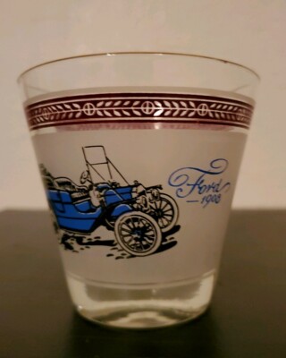 standard wine glass size oz Of Course Size Matters; No One Wants A Small Glass of Wine"   BigWineGlasses.com
