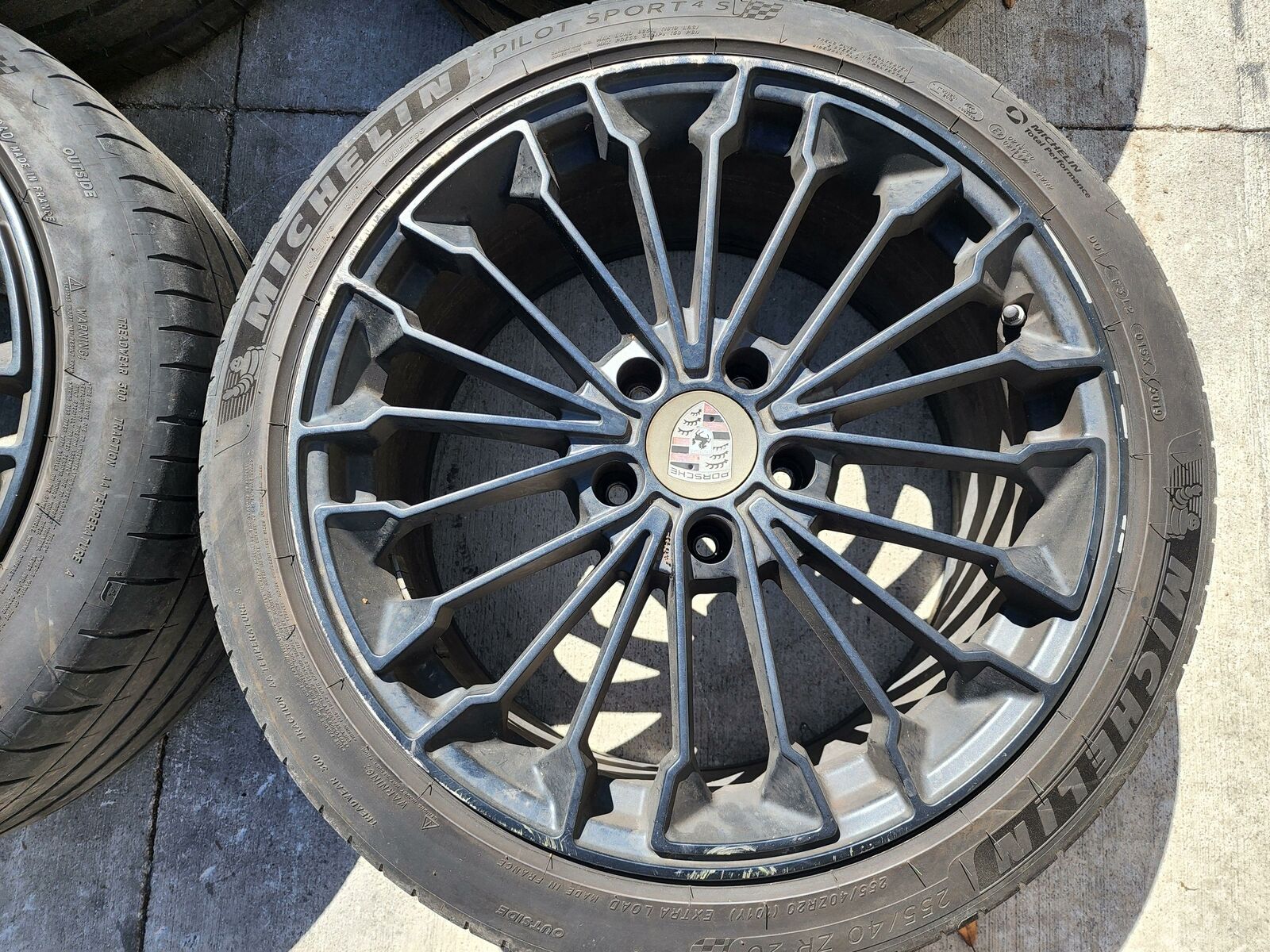 Picture 4 of 13