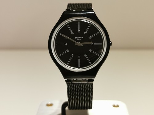 BEAUTIFUL SLIM 5mm BLACK AND WHITE PLASTIC LADIES MEN'S QUARTZ WATCH "SWATCH" - Picture 4 of 10