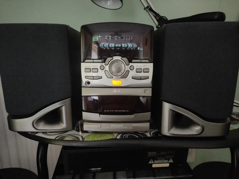 LG FFH-217 micro component system - Image 3 of 4