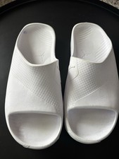 White Men’s Sliders