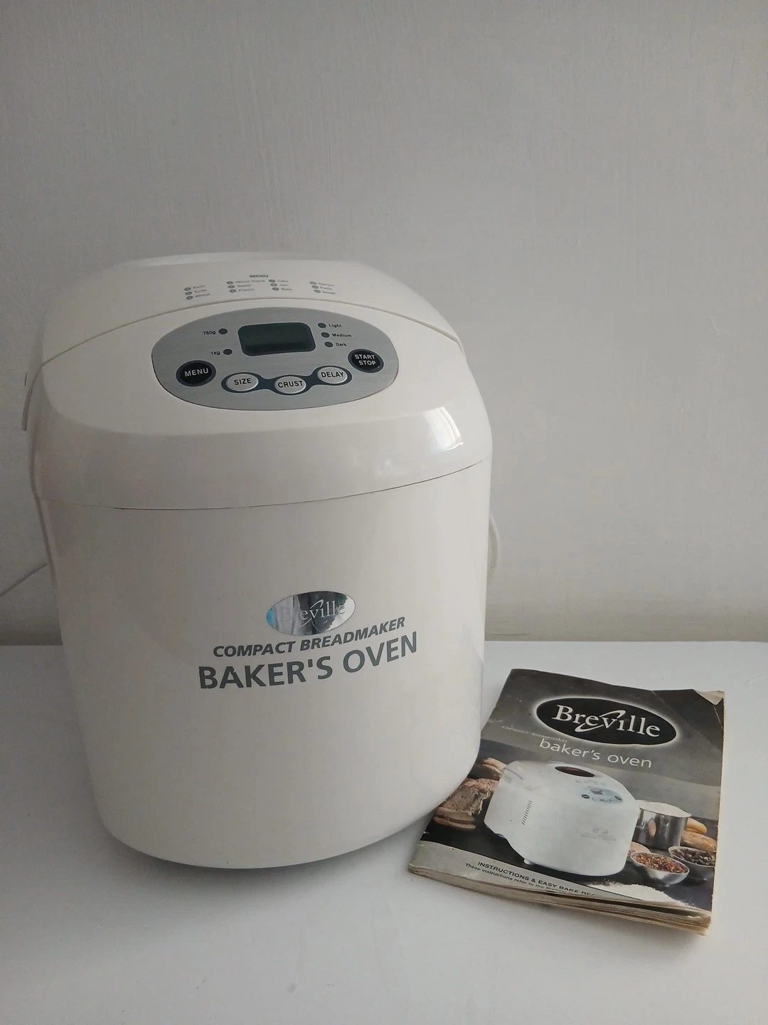 Breville Compact Breadmaker Bakers Oven Kitchen Appliance