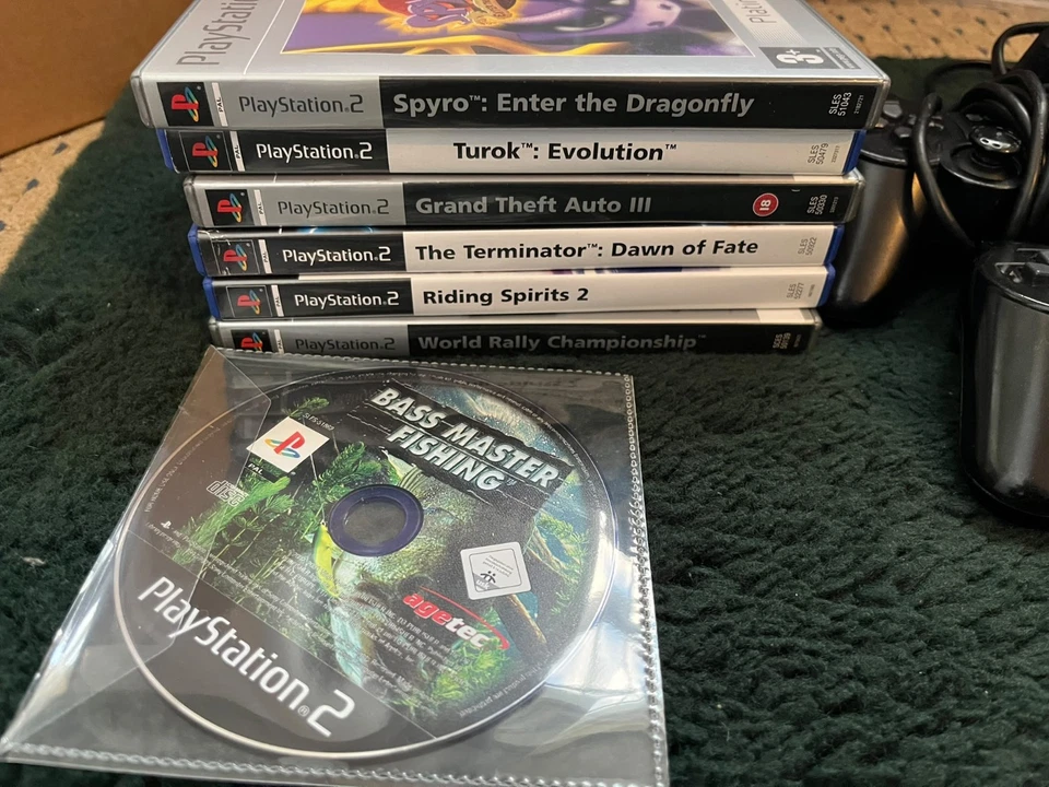Sony PlayStation 2, photo 3 of 3