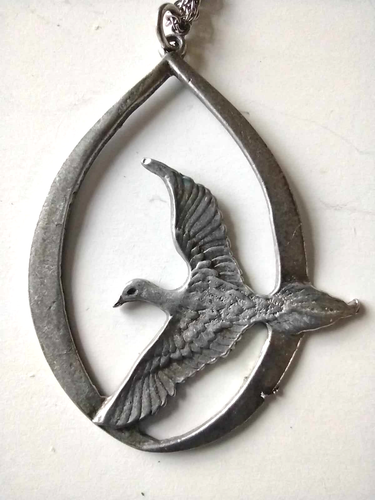 Collar colgante vintage pájaro en vuelo con cadena - Imagen 3 de 5