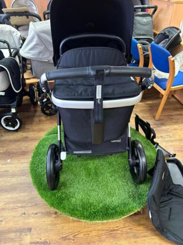 Bugaboo Fox 2 - silver Chassis Black Fabric - Professionally Restored - Picture 3 of 4