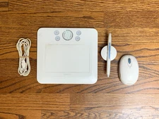 Wacom Bamboo Fun CTE450W USB Drawing Tablet + Pen + Pen Holder + Mouse