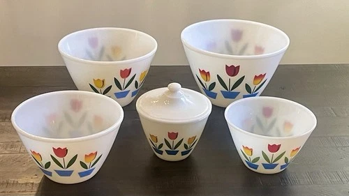 Vintage 6 Pc Fire King Ovenware Tulip 4 Nesting Mixing Bowls & Grease Jar w/Lid
