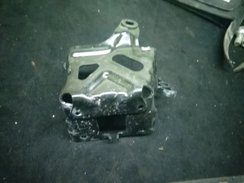 SOPORTE AUDI R8 2017 PARA DEPÓSITO Foto 2 de 4