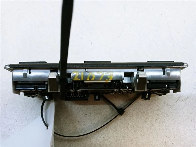 BMW 325i 2005 domo techo ligero consola fabricante de equipos originales usado probado 63318364929 Foto 2 de 4