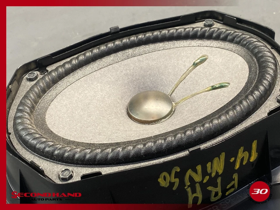 Altavoz puerta delantera derecha Infiniti QX80 2020-2024 OEM 281573JC0A Foto 2 de 4