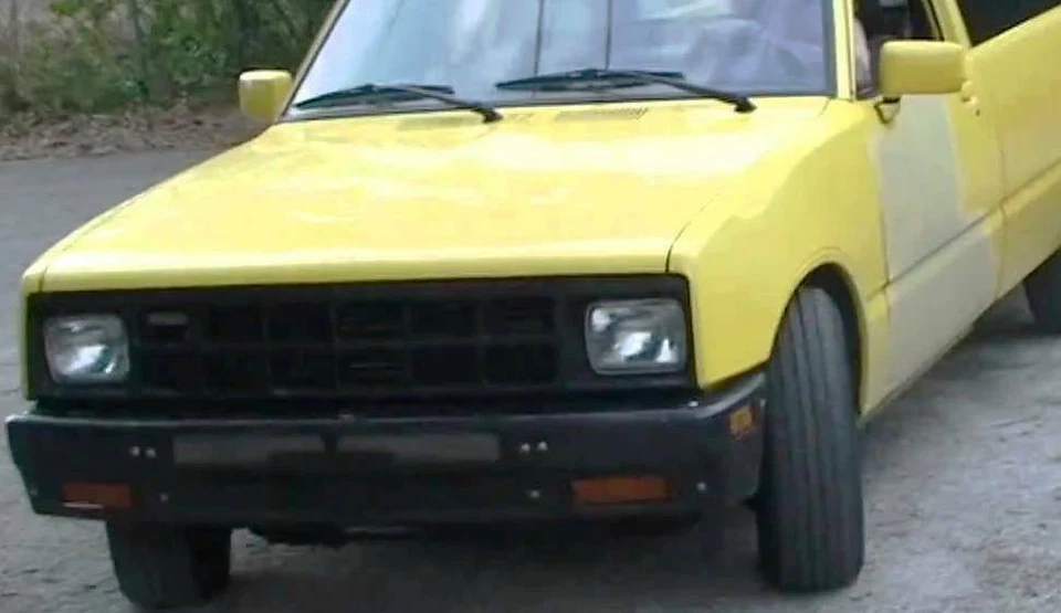 ISUZU KB26 KB41 P/U UTE MODEL 1983 87 ENGINE G160 G200 REAR AXLE SHAFTS PAIR L R - Image 3 of 4