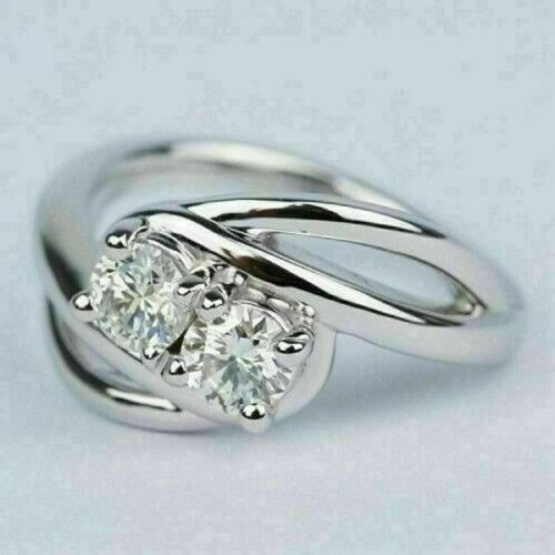 2Ct Round Cut Simulated Diamond Wedding Ring with Free Pendant in 14k White Gold Plated