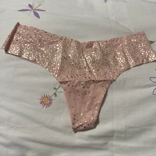 Victoria's secret no show Geo mesh thong panty ( medium) secret Beige Color