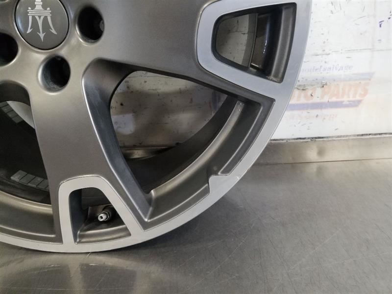 19 2019 MASERATI LEVANTE OEM 20X9 REAR WHEEL RIM 