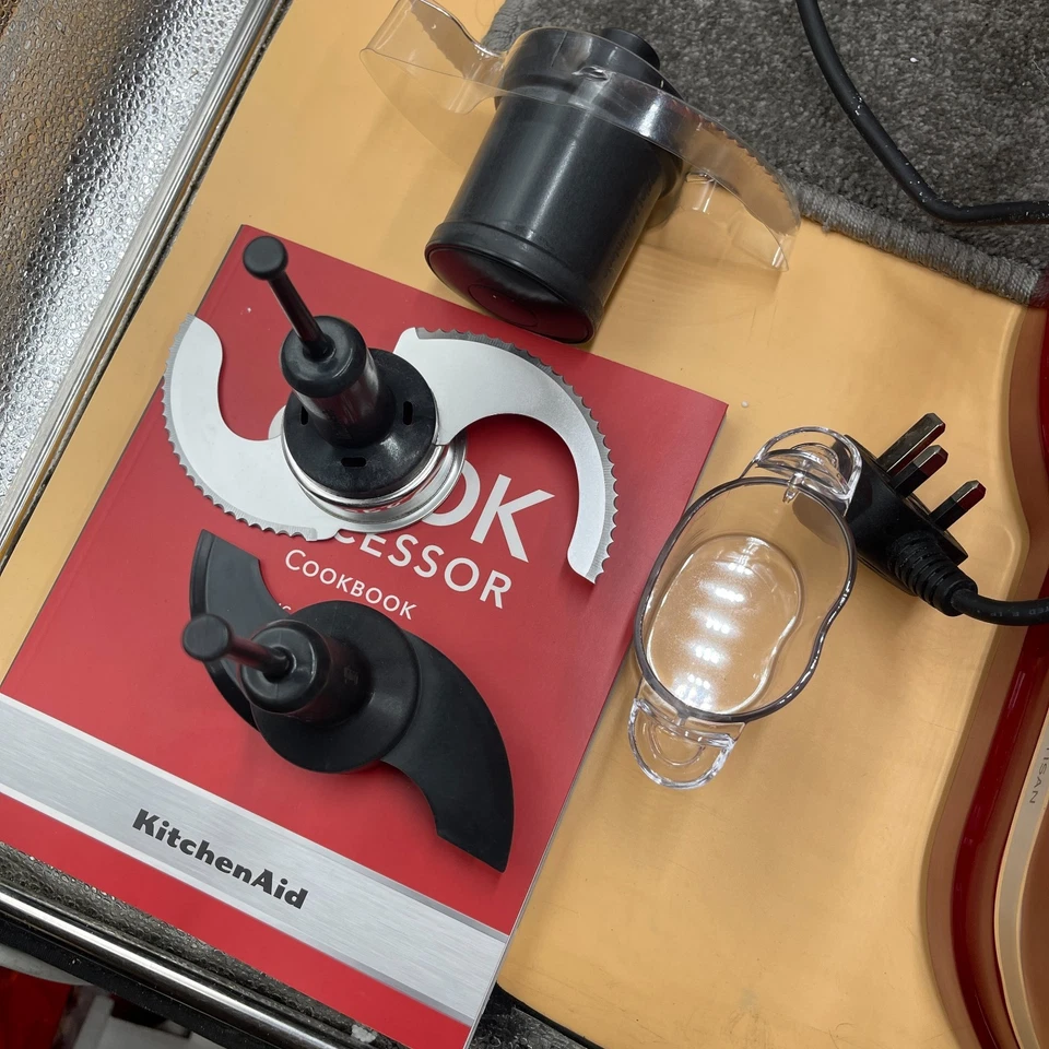 KitchenAid Artisan 5KCF0103BCA Multi All-In-One Cook Processor Red 4.5L Boxed - Image 3 of 4