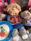 1985 Cabbage Patch Kids Boy Athlete w/ Blue Eyes /b