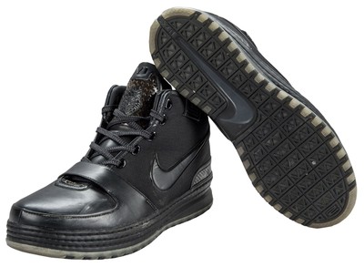 2009 lebron james shoes