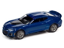 Auto World NEW CASTING 2018 Chevy Camaro ZL1 BLUE 1:64 Scale Diecast Car 302A