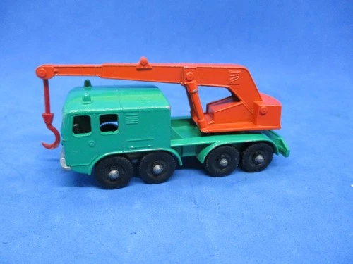 Matchbox lesney Series No 30 C - 8 Wheel Crane Truck w rare red hook