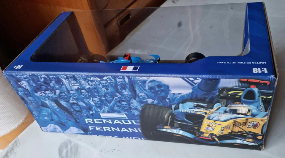 Renault R26 F1 1/18 Fernando Alonso World Champion 2006 - Immagine 3 di 4