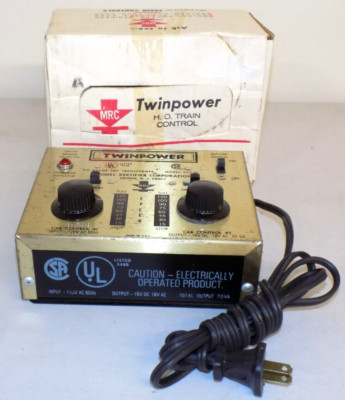 MRC Twinpower HO Model Railroad DUAL Train Control 202 UL W/ Box Works Nice