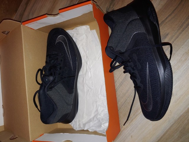 nike men's air versitile ii nbk basketball shoe