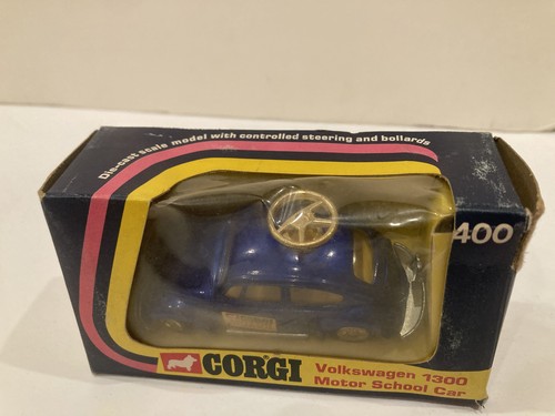 Corgi toy Volkswagen 1300 Motor School Car - Picture 2 of 8