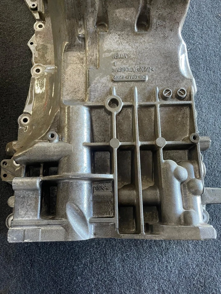 06 07 08 09 Land Rover LR3 4.4升 - 发动机油锅 4H236706BC 原始设备制造商 — 第 3/4 张图片