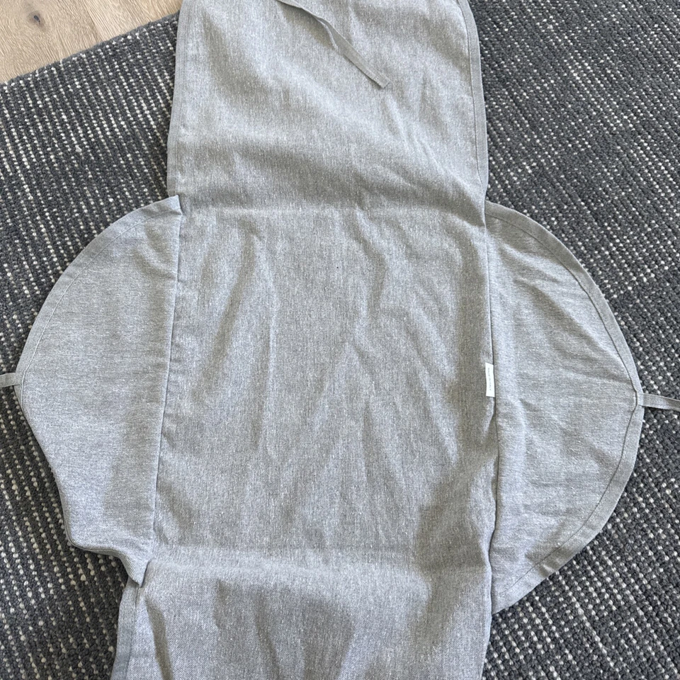 Brunello Cucinelli 男式/女式灰色中号防尘袋配件 12x12 — 第 3/4 张图片