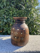 Vaso etnico in legno intarsiato