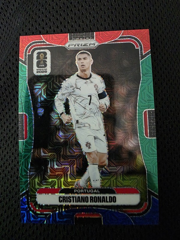 2026 FIFA WORLD CUP PRIZM - CRISTIANO RONALDO - RED GREEN BLUE RGB PRIZM