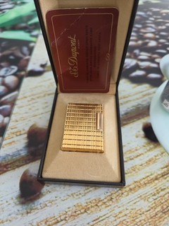 Feuerzeug Der Firma Dupont in Gold Mit Original Box