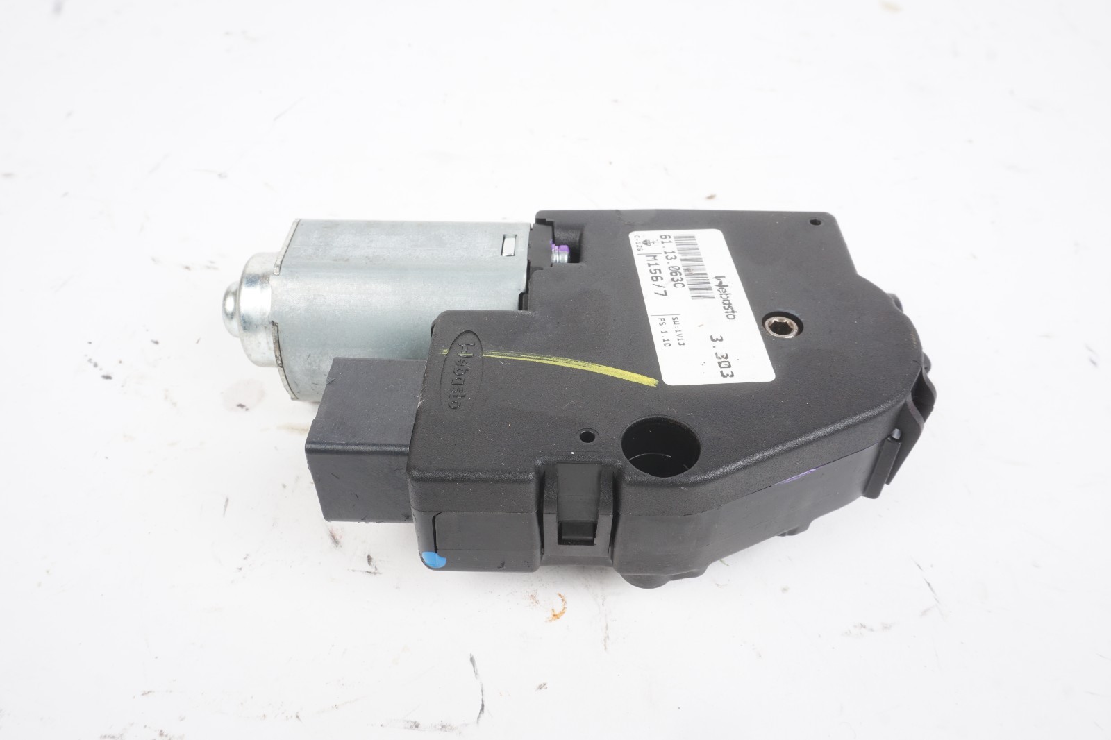 Maserati Ghibli 2014-2024 Sunroof motor P/N 673000063